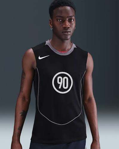 POLERA SIN MANGAS TOTAL 90 NEGRA